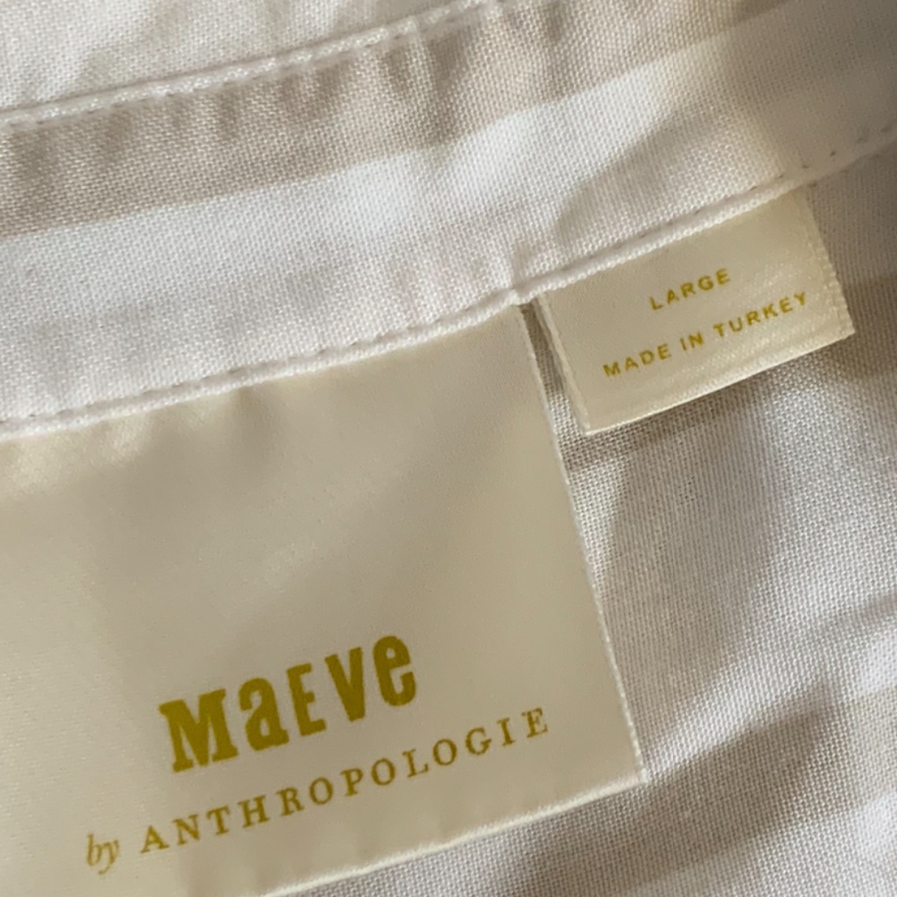 Maeve Button Down Tie Front Top - Picture 8 of 13